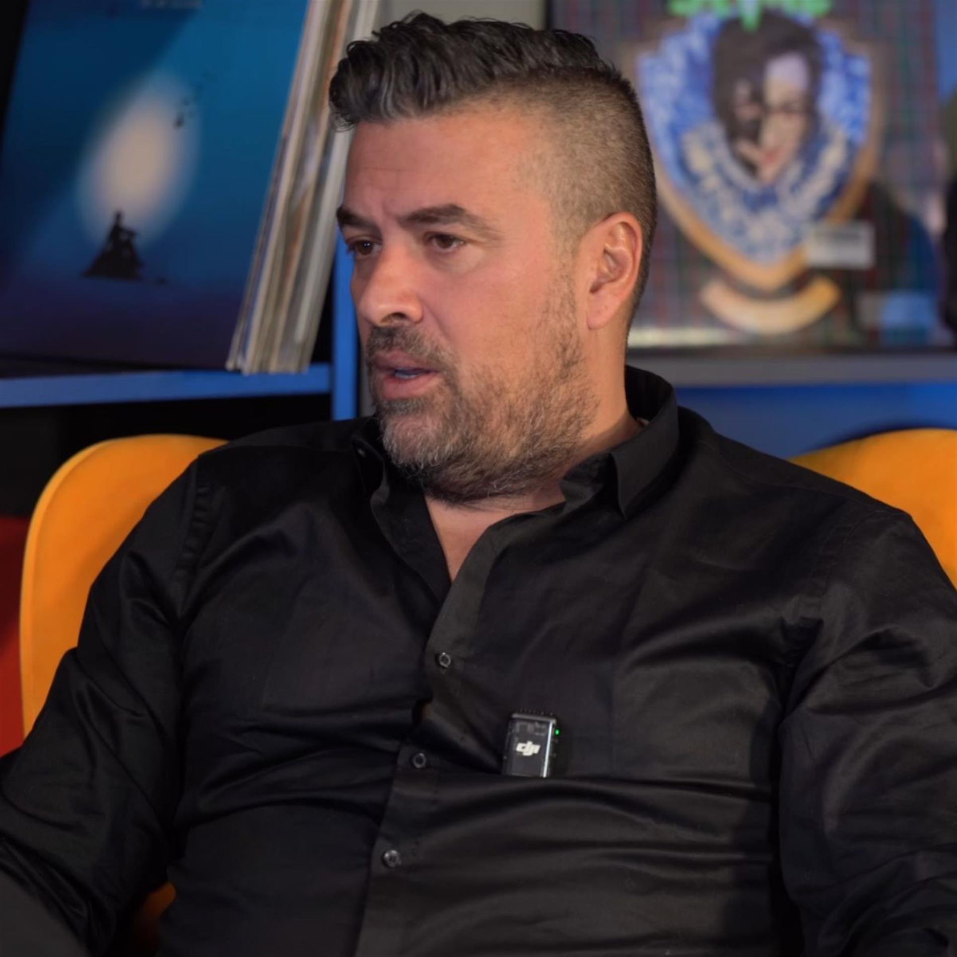 Ο Γιάννης Αϊβάζης στο FTHIS Celebrity Show: "Δούλευα DJ σε στριπτιτζάδικο"