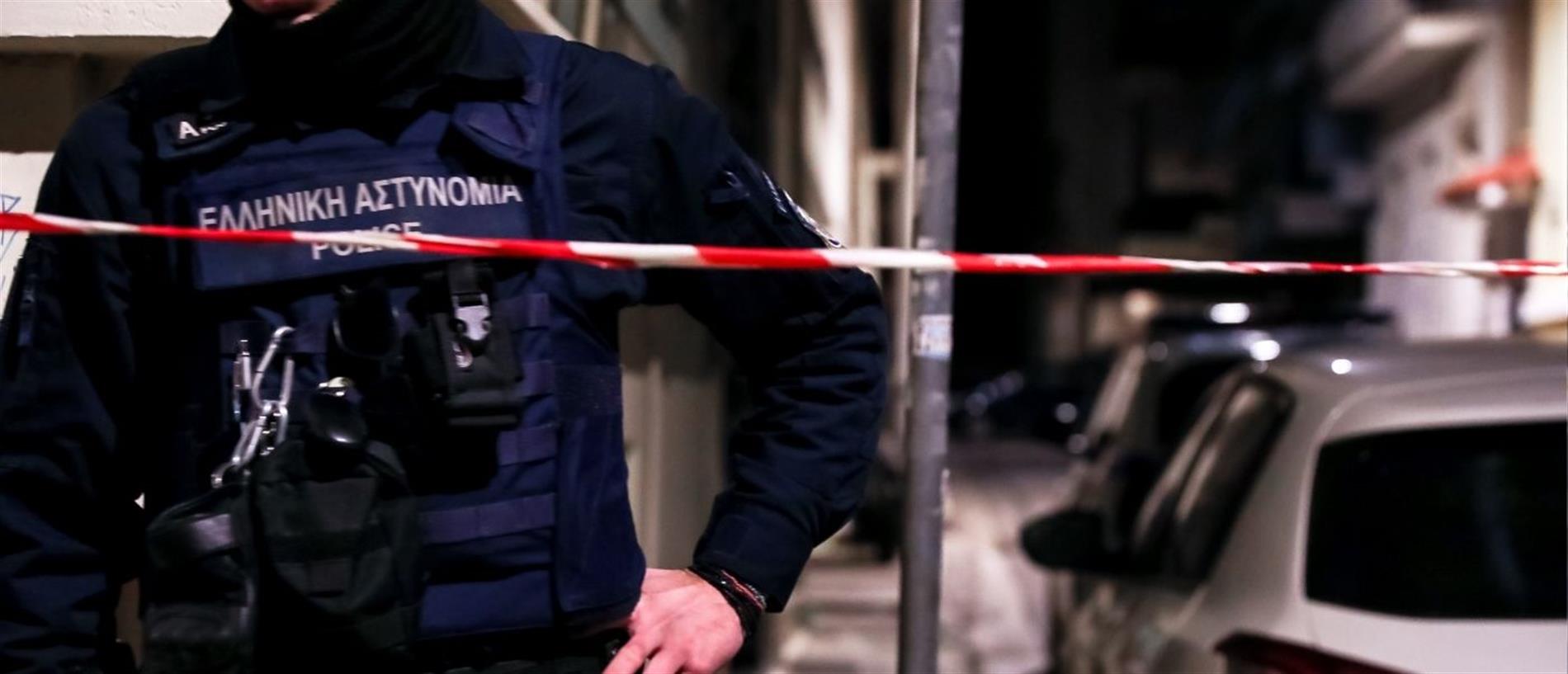 Πεύκη: Συναγερμός μετά από εύρεση οβίδας σε οικοδομή