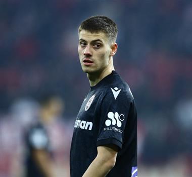 Γιάννης Κωνσταντέλιας