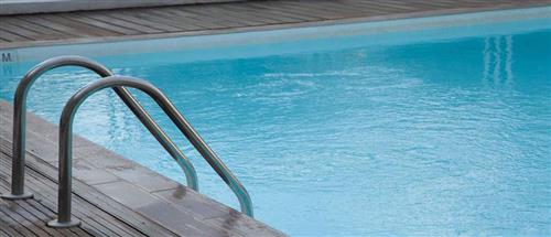 Χαλκιδική: Στο εδώλιο 6 άτομα για τον θάνατο 8χρονης σε πισίνα κατασκήνωσης