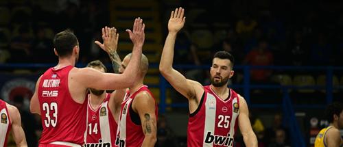 Ο Ολυμπιακός «ισοπέδωσε» το Περιστέρι