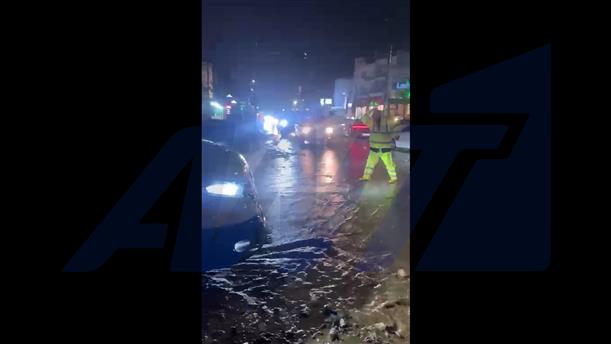 Πλημμυρισμένη η λεωφόρος Βουλιαγμένης