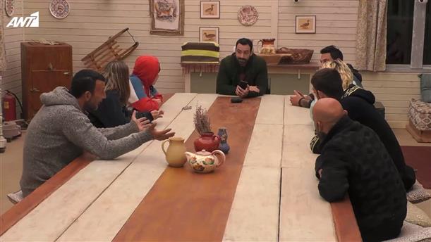 Η έκπληξη του Σάκη Τανιμανίδη στους παίκτες - Η Φάρμα - Επεισόδιο 74-75