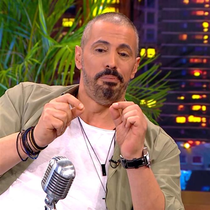 Γιώργος Παράσχος: Οι μέρες στο νοσοκομείο μετά τη μεταμόσχευση και η στήριξη από τη σύντροφο και την πρώην σύζυγό του  
