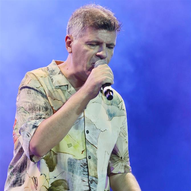 Φοίβος Δεληβοριάς: Σπάνια βραδινή έξοδος με τη γοητευτική και ηθοποιό σύζυγό του (Φωτογραφίες)