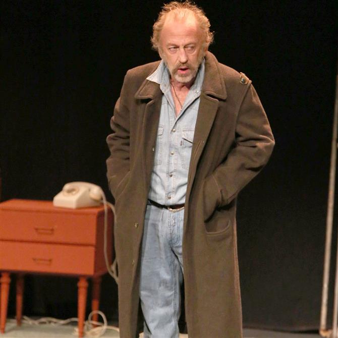 Δημήτρης Πετρόπουλος για "Στο παρά πέντε": "Δεν γνωριστήκαμε. Λέγαμε μια καλημέρα σαν να είμαστε άγνωστοι" - Η απάντησή του για το reunion