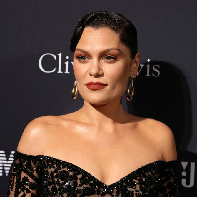 Jessie J: Το συγκινητικό της μήνυμα μετά την επέμβαση για τον καρκίνο του μαστού - "Μου λείπει να είμαι δραστήρια μητέρα"