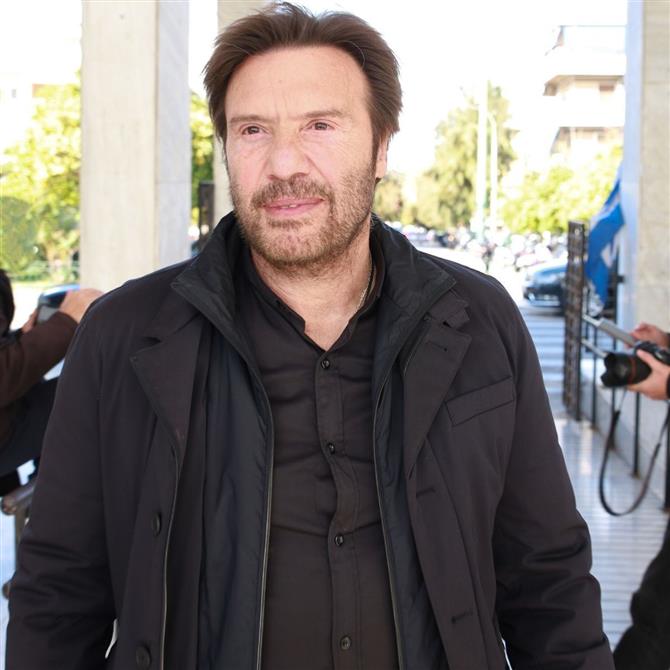 Στράτος Τζώρτζογλου