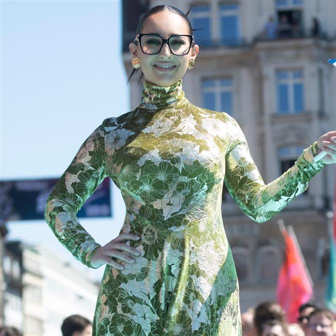 Eurovision 2025: Η Klavdia εξηγεί τον λόγο που θα εμφανιστεί στη σκηνή με πιασμένα μαλλιά
