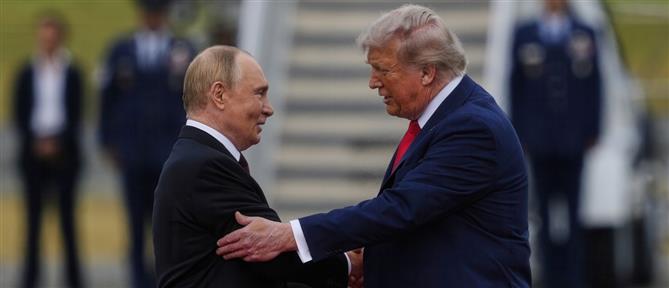 Η Ρωσία παραμένει ανοιχτή στην ιδέα της συνάντησης Τραμπ - Πούτιν
