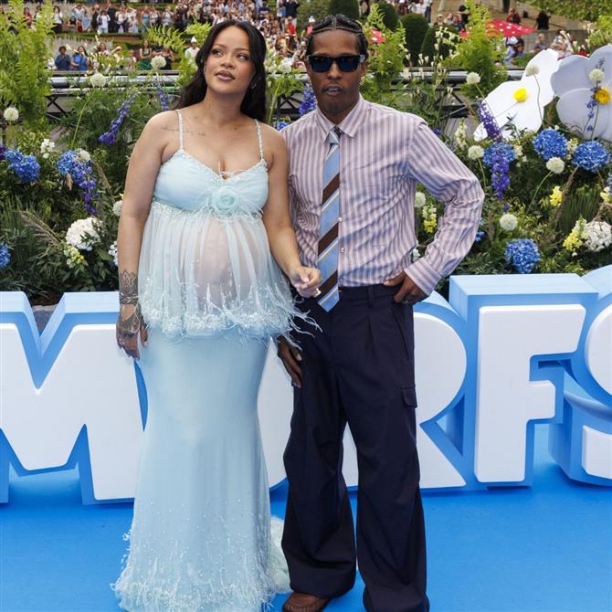 Γέννησε η Ριάνα: Η πρώτη φωτογραφία, το φύλο και το όνομα του μωρού