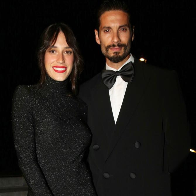 Γιώργος Καράβας: "Ουδέποτε έχω ανεβάσει κάτι πρόστυχο, γιατί να ζηλέψει η σύζυγός μου;"