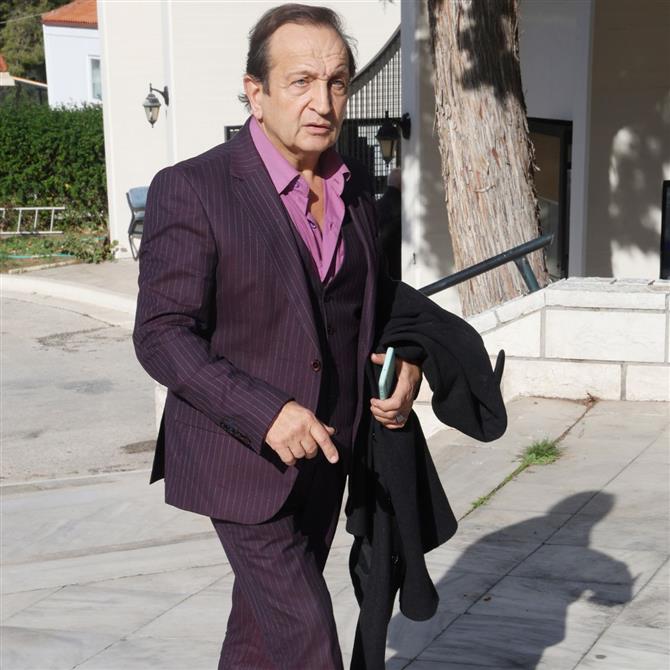 Ο Σπύρος Μπιμπίλας εξομολογείται: "Θα σας πω, είναι μια ιστορία που με έχει πληγώσει πάρα πολύ"
