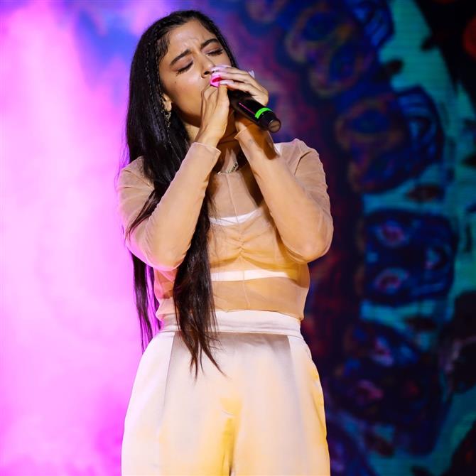 Μαρίνα Σάττι: "Έχει υπάρξει μια περίοδος πολυετούς δουλειάς, οπότε χρειάζεται λίγη απόσταση και σκέψη"