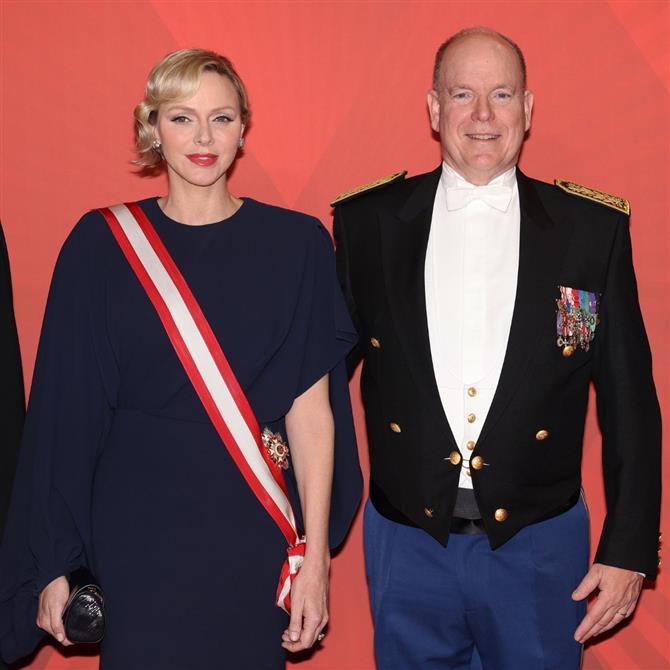 Βασιλική οικογένεια του Μονακό: Το χριστουγεννιάτικο πορτραίτο τους κυκλοφόρησε και δεν θυμίζει σε τίποτα το περσινό