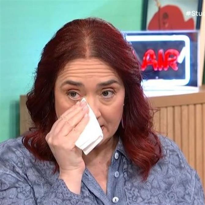 Λένα Ουζουνίδου για "Σέρρες": "Η απουσία του Πάνου Νάτση από τα γυρίσματα μας προκαλεί πίκρα"