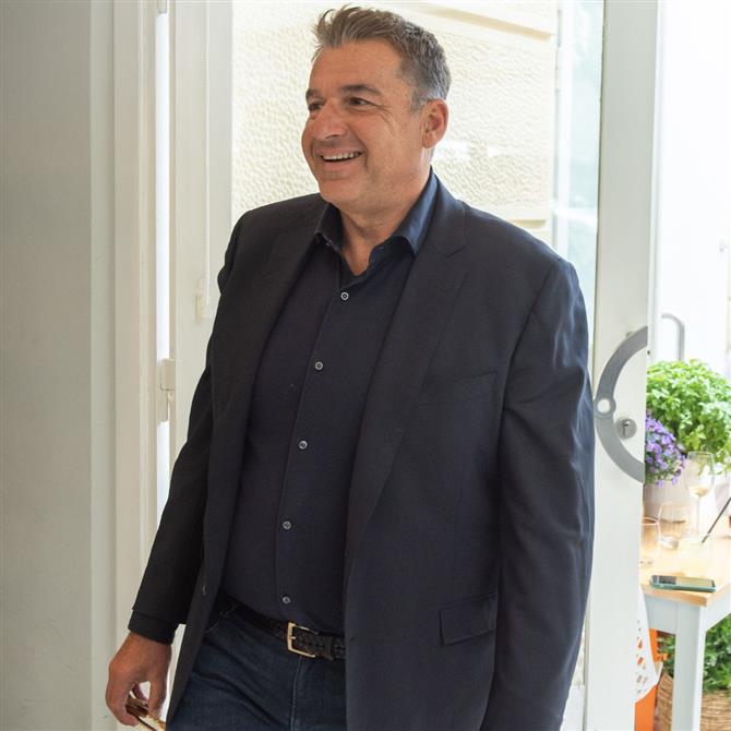 Γιώργος Λιάγκας: Ταξίδι στο εξωτερικό με τους γιους του λίγο πριν την πρεμιέρα του "Πρωινού" - Ο προορισμός που επέλεξαν (Φωτογραφίες)