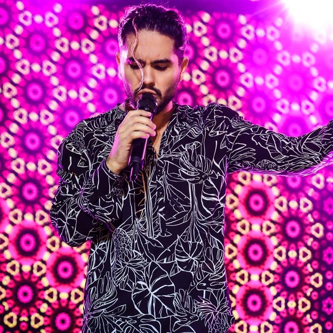 Χρήστος Μάστορας: Οι αντιδράσεις για τη συναυλία του στη Χειμάρρα και η απάντησή του - "Βρέθηκα να εξαπατώμαι και να κατηγορούμαι"