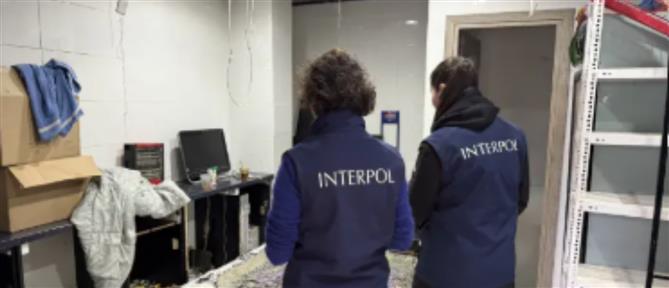 Αττική: Εξαρθρώθηκε εγκληματική οργάνωση που εκμεταλλευόταν ανήλικους για πώληση παράνομων καπνικών προϊόντων (Εικόνες)