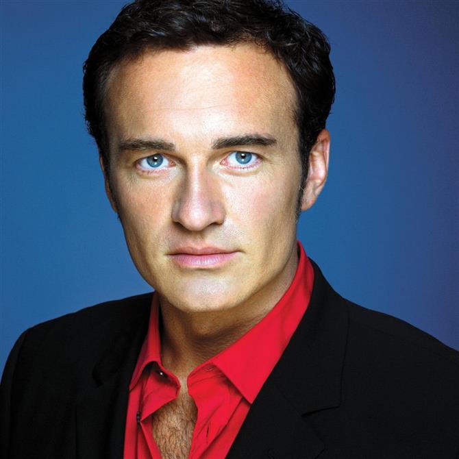 Τζούλιαν ΜακΜάχον: Η συγκινητική ανάρτηση που έκανε η οικογένειά του για τον θάνατό του