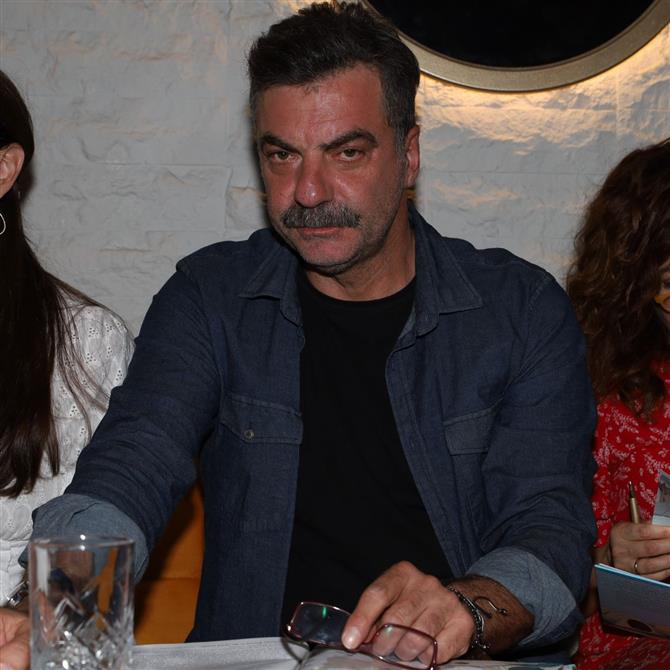 Στάθης Μαντζώρος: Αυτός θα είναι ο αντικαταστάτης του στη θεατρική παράσταση "2:22 - A Ghost Story"