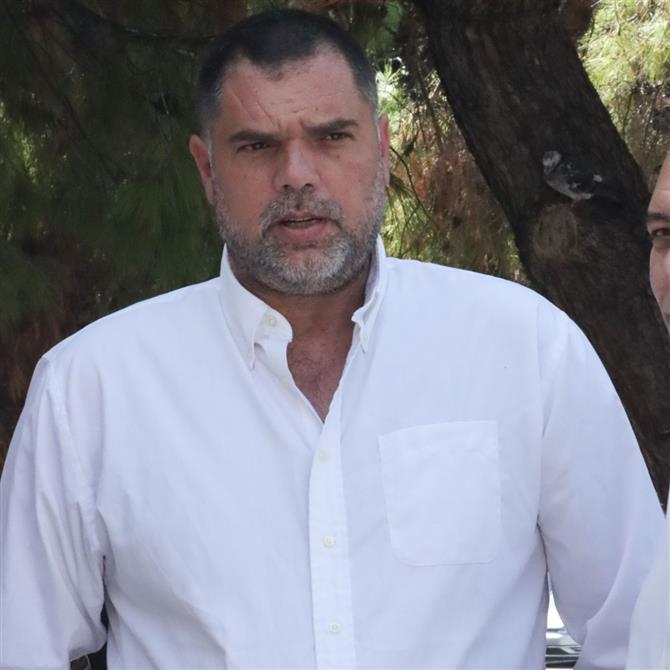 Δημήτρης Παπανικολάου: Η εξομολόγηση για την κόρη του - "Ένιωθε αποκομμένη, απελευθερώθηκε όταν της είπαμε ότι είναι στο φάσμα αυτισμού"
