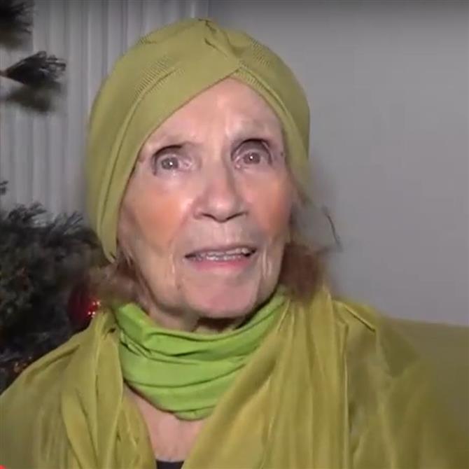 Μέλπω Ζαρόκωστα: Η ηθοποιός μιλάει πρώτη φορά μέσα από το Γηροκομείο Αθηνών - "Το έκανα με την καρδιά μου"