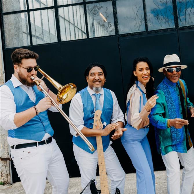 Rosanna Mailan Orchestra: Σε ρυθμούς λάτιν το φετινό λαμπερό opening party του Φεστιβάλ Αθηνών Επιδαύρου