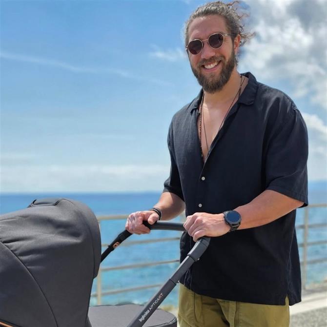 Γιώργος Κόρομι: Μίλα πρώτη για τον ερχομό της κόρης του - "Είμαι σε μια φάση αϋπνίας"