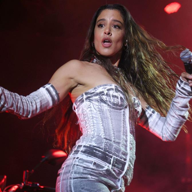 Γενέθλια για τη Μαρίνα Σάττι: Οι φωτογραφίες από το πάρτι που διοργάνωσε στο σπίτι της και το μήνυμά της