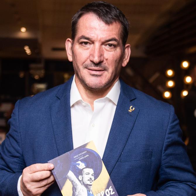 Πύρρος Δήμας: "Εφάρμοσα στην πράξη το ολυμπιακό ιδεώδες", απαντά για την εμφάνισή του στο "Cash or Trash"