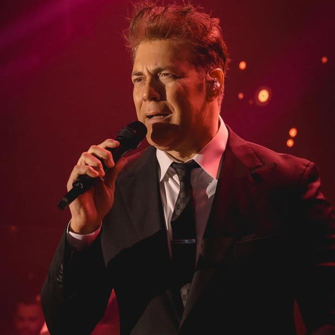 Χρήστος Χολίδης: Παντρεύτηκε την Κατερίνα Γκιουζέλη – Βίντεο & Φωτογραφίες από τον γάμο του ζευγαριού 
