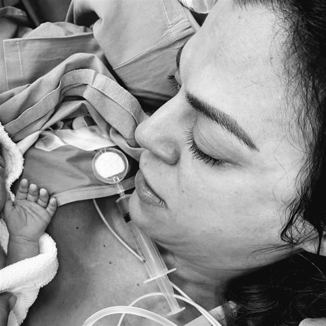 Χριστίνα Βραχάλη: Η συγκινητική ανάρτηση για τα πρώτα γενέθλια της κόρης της - "Ένα χρόνο μετά..."
