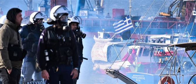 Στο λιμάνι του Βόλου οι αγρότες της Θεσσαλίας (εικόνες)