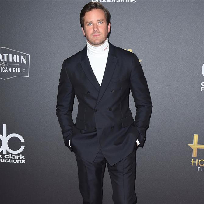 Άρμι Χάμερ: Η μητέρα του, τού έκανε δώρο βαζεκτομή για τα 38α γενέθλιά του
