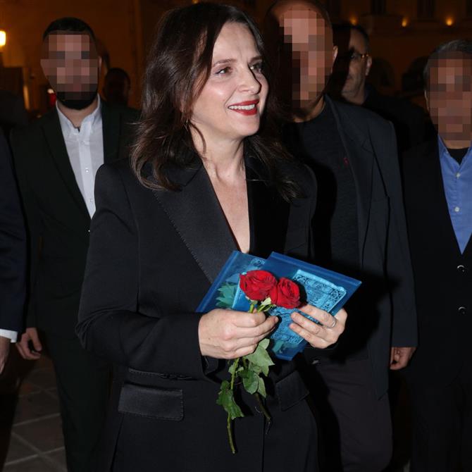 Ζιλιέτ Μπινός: Θα πρωταγωνιστήσει το καλοκαίρι σε παράσταση στην Επίδαυρο