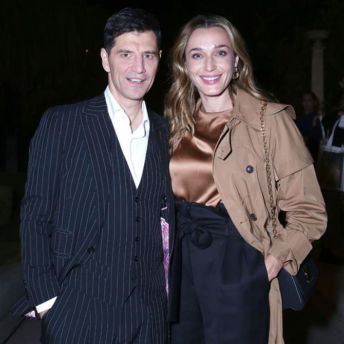 Σάκης Ρουβάς: Η αφιέρωση στην Κάτια Ζυγούλη πάνω από την σκηνή και το παθιασμένο φιλί