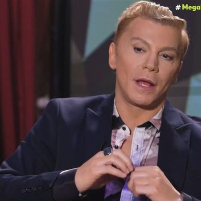 Τάκης Ζαχαράτος: "Αυτοί οι τέσσερις είχαν θυμώσει που τους σατίριζα" - Η αποκάλυψη για την προσωπική του ζωή