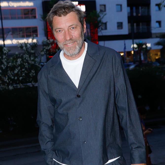 Γιάννης Στάνκογλου: "Στη ζωή μου έχω ερωτευτεί δυο - τρεις φορές και μάλιστα βαθιά, μεγαλώνοντας κρατάω πια μικρό καλάθι"