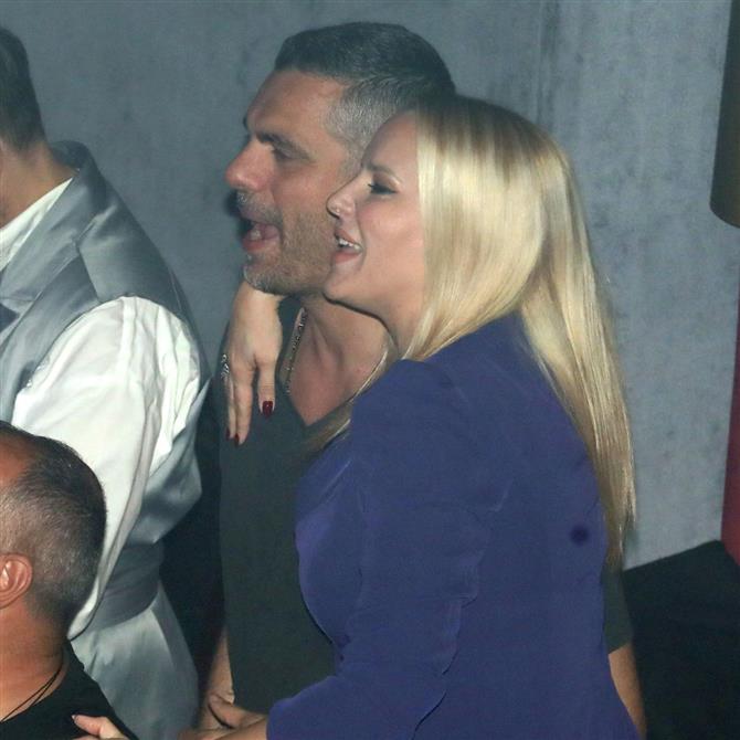 Έλενα Ασημακοπούλου & Κώστας Τσαρτσαρής: Βραδινή έξοδος για το ερωτευμένο ζευγάρι