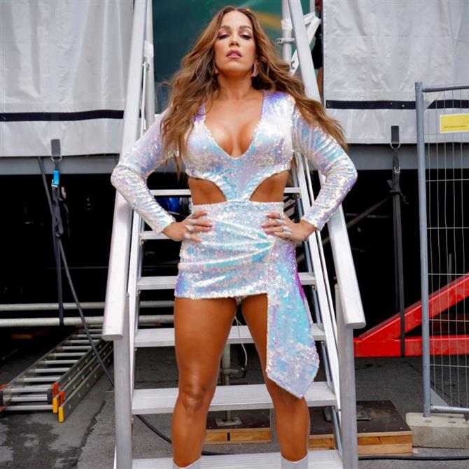 Κατερίνα Στικούδη: Τα κιλά που κατάφερε να χάσει σε μόλις 1 μήνα! "Μετά τη δεύτερη γέννα μου ένιωθα ότι είχα κολλήσει…"