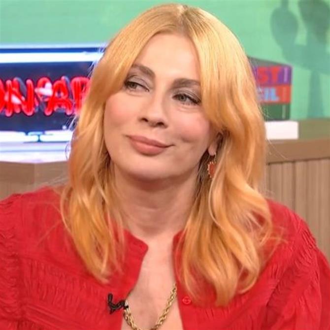 Σμαράγδα Καρύδη: Η αποκάλυψη για το reunion του "Παρά Πέντε" - "Το μόνο που σας λέω είναι αυτό..."