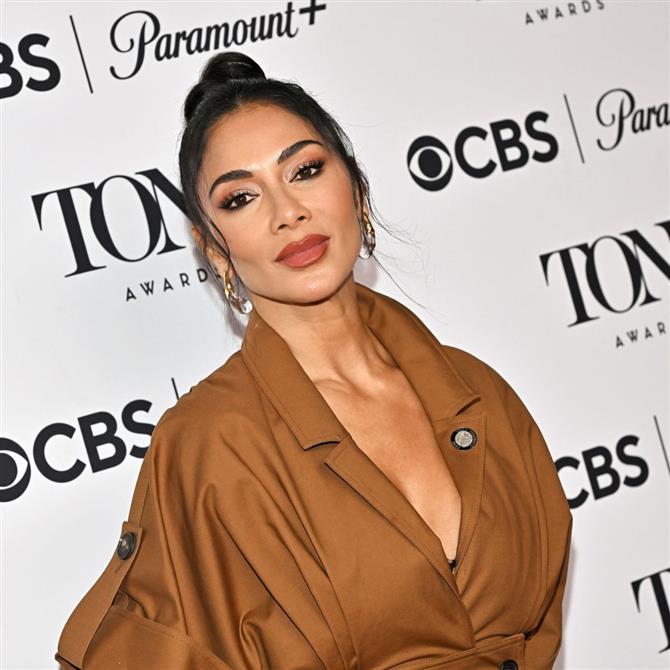 Νικόλ Σέρζινγκερ: Βραβεύτηκε για την ερμηνεία της στο Μπρόντγουεϊ