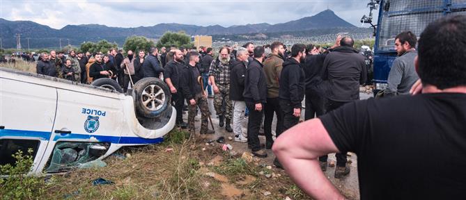 Χανιά: Αποκλεισμένο το αεροδρόμιο από μπλόκο αγροκτηνοτρόφων