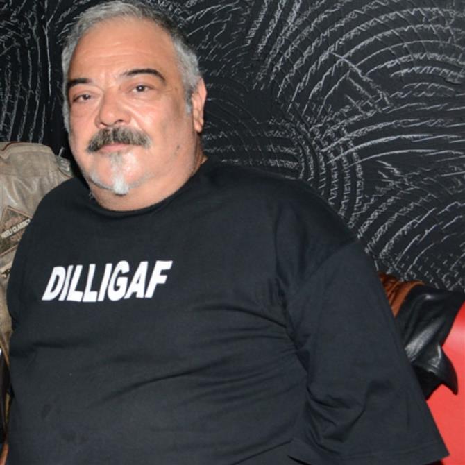 Στηβ Ντούζος