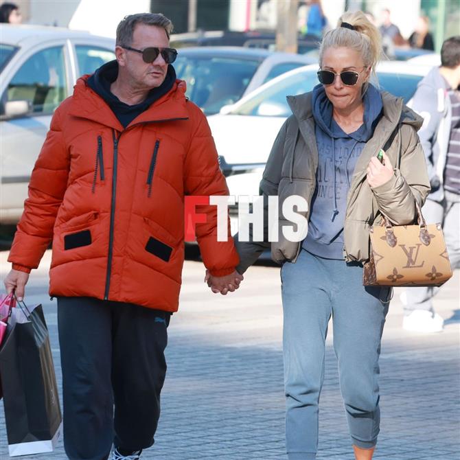 Απόστολος Λύτρας & Δώρα Παπαδοπούλου: Έξοδος για το ζευγάρι! Χέρι-χέρι στη Γλυφάδα (Φωτό)