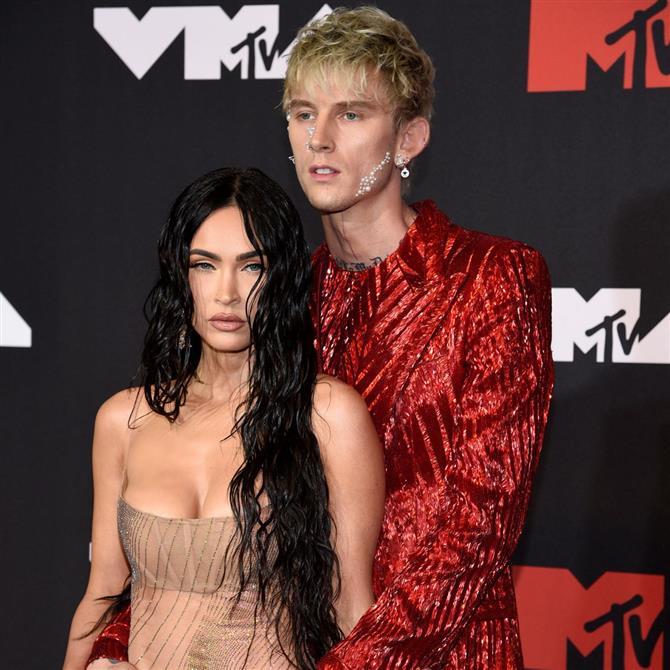 Μέγκαν Φοξ & Μασίν Γκαν Κέλι: Αποκάλυψαν το όνομα της κόρης τους με ένα τρυφερό βίντεο