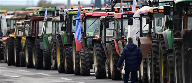 Λάρισα: Κλειστή παραμένει η εθνική οδός Αθηνών - Θεσσαλονίκης - Συνεχίζονται οι κινητοποιήσεις