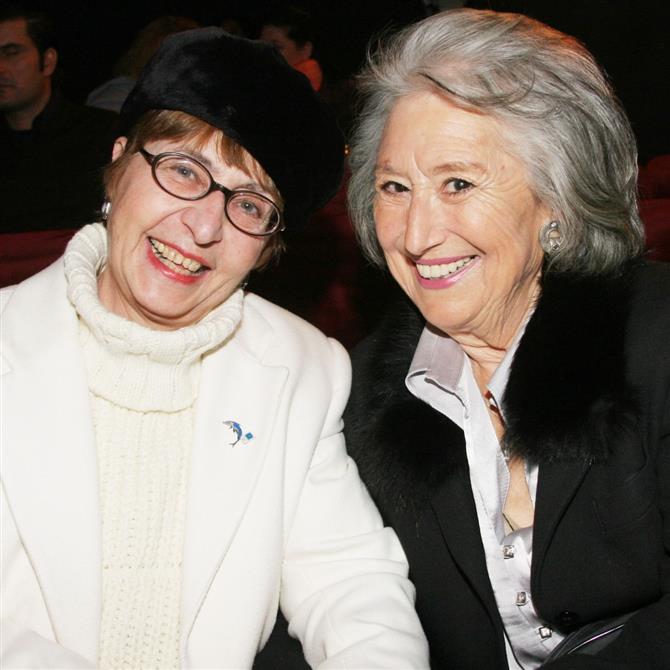 Έφη Παπαθεοδώρου: Η γνωριμία με την Ειρήνη Κουμαριανού - "Εκείνο το καλοκαίρι έγινε το μπαμ και μας πήραν για το Παρά Πέντε"