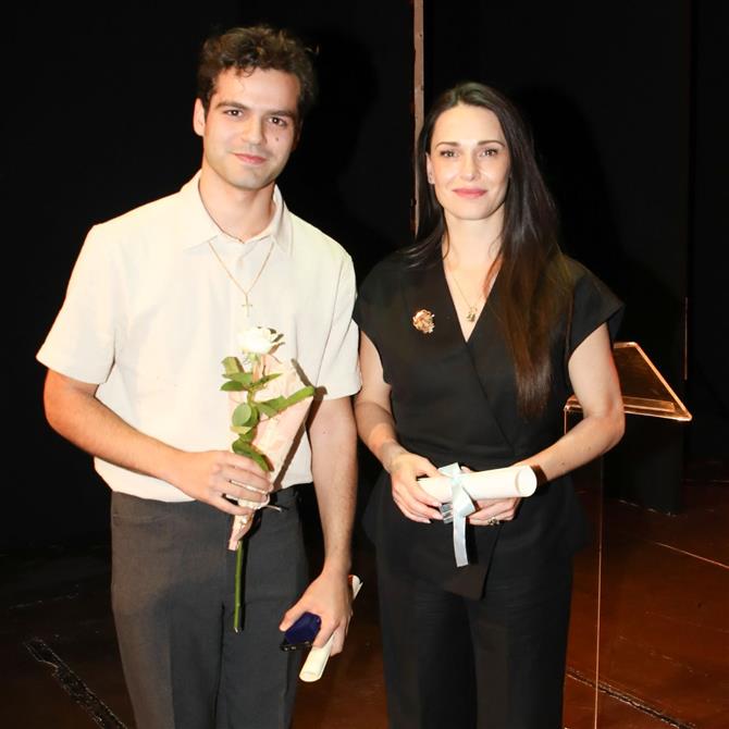 Θεατρικά βραβεία Δημήτρης Χόρν – Μελίνα Μερκούρη: Μαίρη Μηνά & Γιάννης Τσουμαράκης οι μεγάλοι νικητές (Φωτογραφίες)